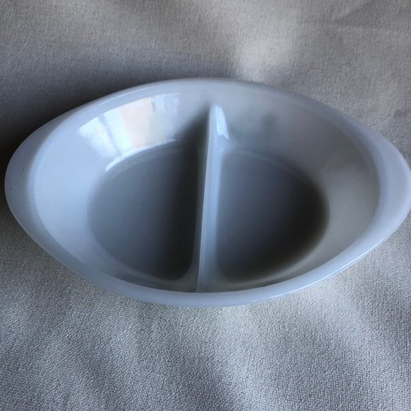 Milk Glass Green Daisy Divided Casserole Dish VTG - Picture 2 of 7